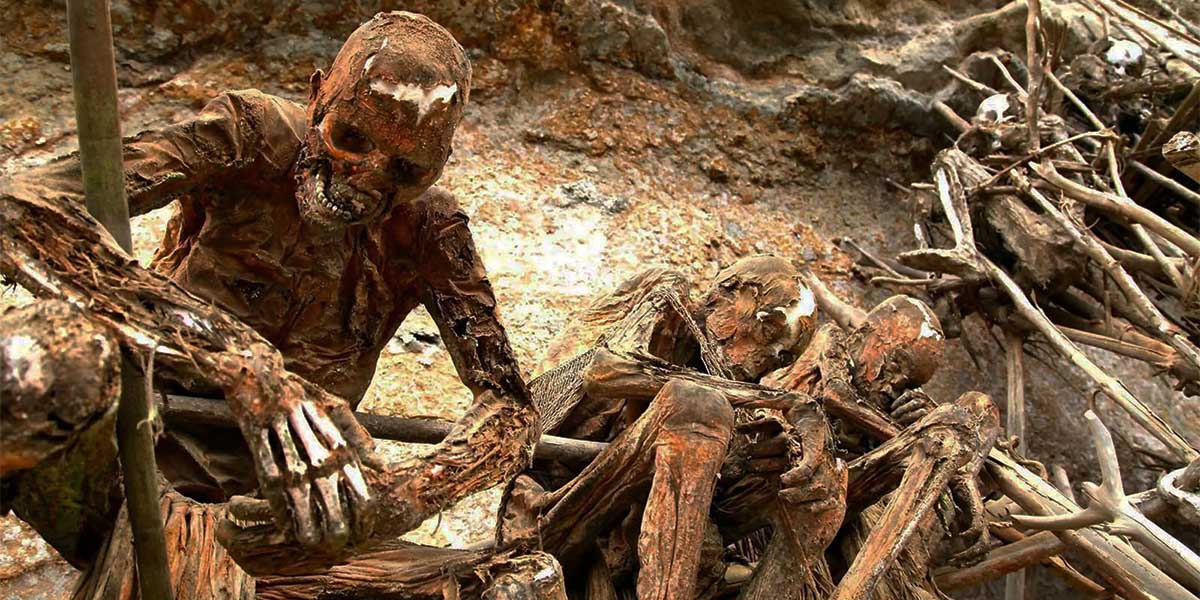 Antik bir gelenek: Ölülerinin vücut sıvılarıyla yıkanan Anga kabilesi