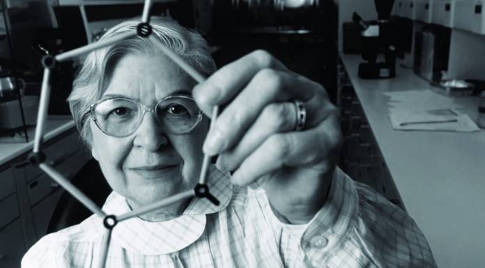 10.-stephanie-kwolek-kevlar-696x385.jpg