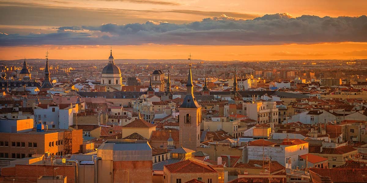Flamenko,Tapas, Sangria ve sıcacık bir kent: Madrid