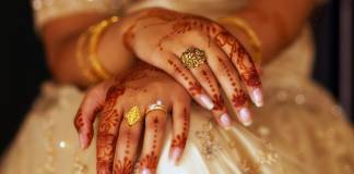 Hindistan’da üç kez "boş ol" diyerek boşanma yasaklandı