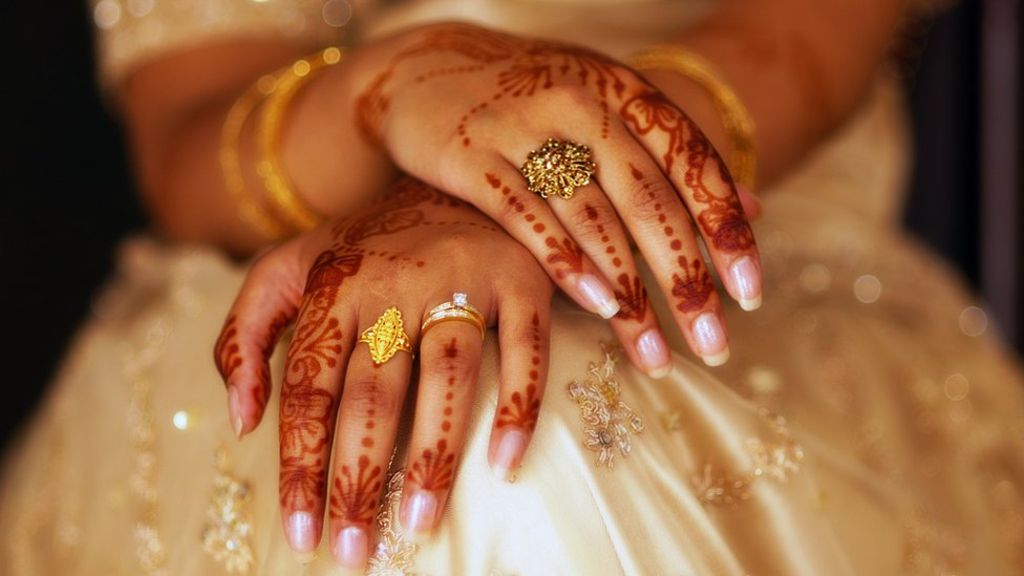 Hindistan’da üç kez “boş ol” diyerek boşanma yasaklandı