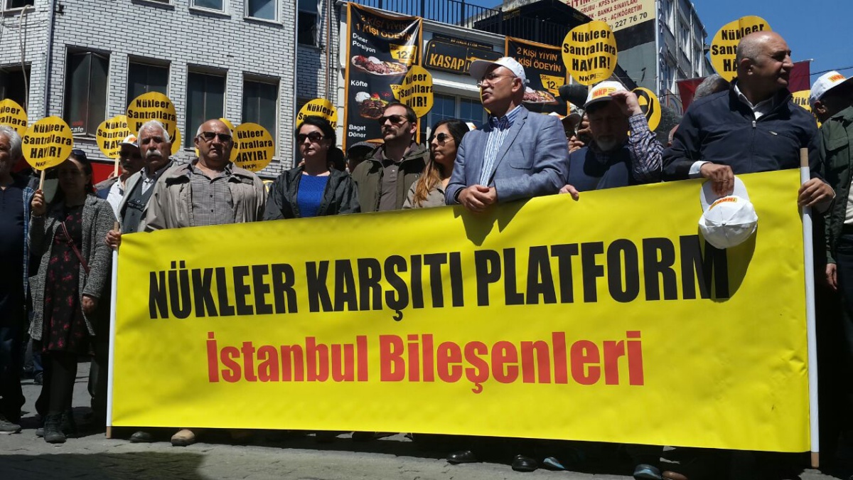 Nükleer karşıtları ve yaşam savunucuları miting yasağına karşı bugün Beşiktaş’ta buluştu