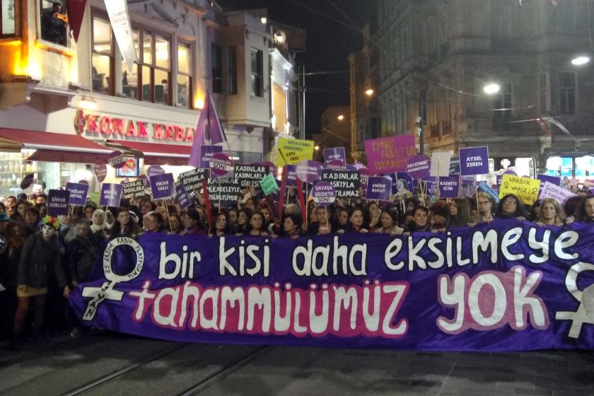 Sözleşmeden çekilmeyin, görmezden gelmeyin: İstanbul Sözleşmesini uygulayın!